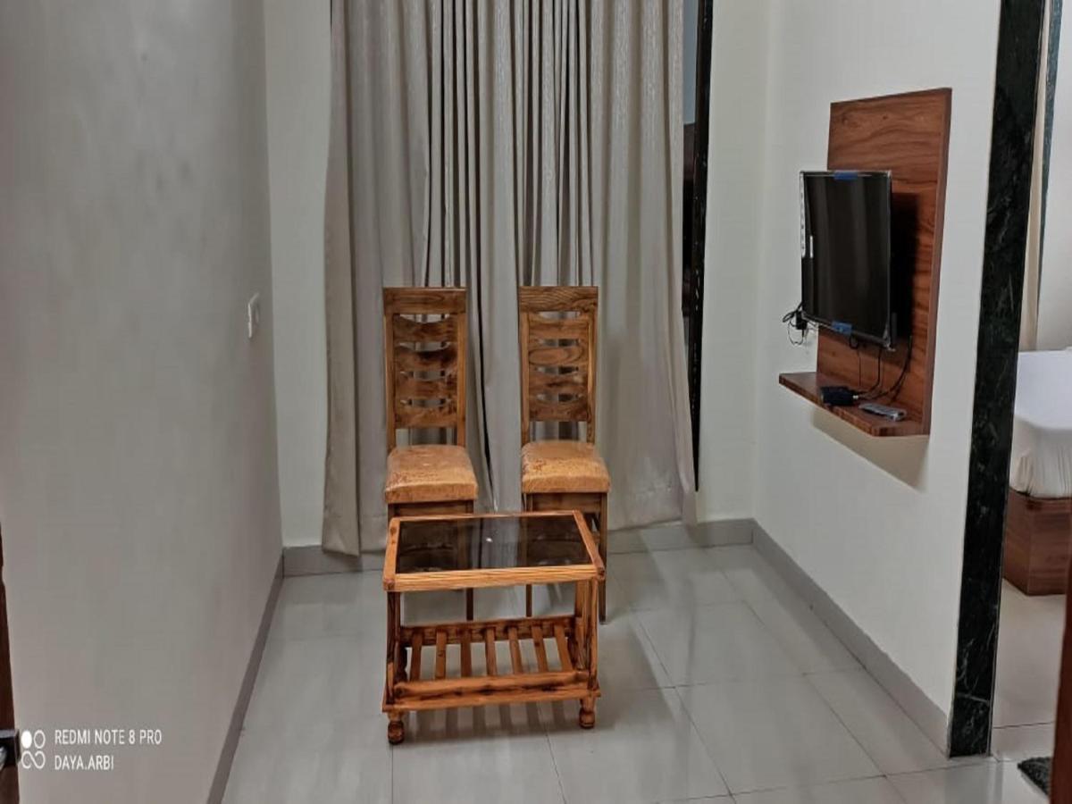 Hotel Satyam Residency Navi Mumbai Exteriör bild